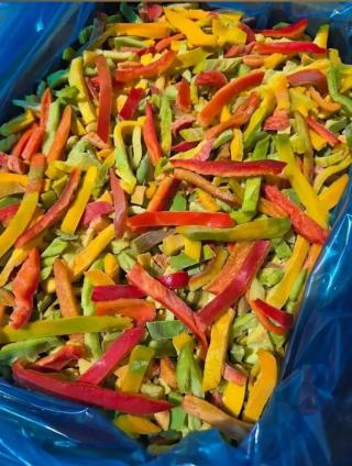 Замороженный перец соломкой (10 кг)